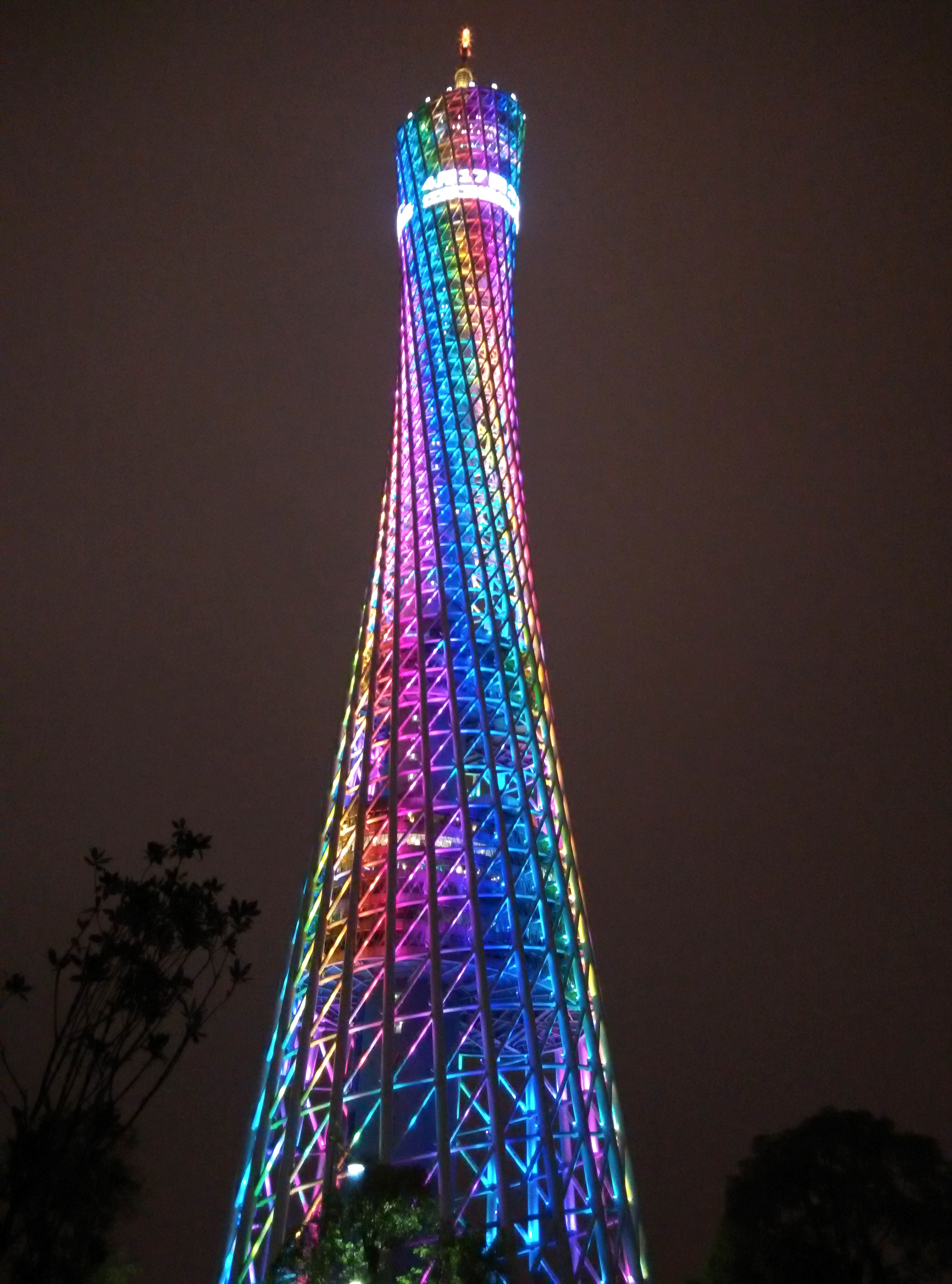 广州塔 Canton Tower (or “Young Girl with Tight Waist”)